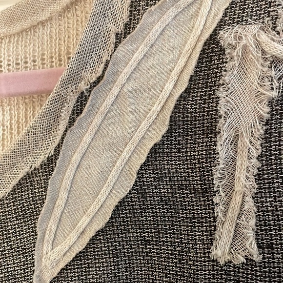 Jaskar Cream Embellished Detailed Black Graphic Asymmetrical Blouse Top Sweater - Picture 14 of 15